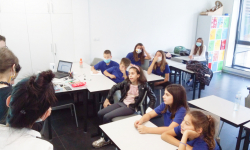 Galerija13_Corner_day