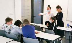 Galerija9_Corner_day