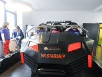 Deca se voze u VR Starshipu Deca se voze u VR Starshipu