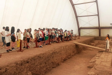 IMG-a07cc0f5cedf81c098fe018325346c16-V