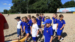 1_135A6832.00_09_57_15.Still017