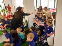 Alisa u zemlji umetnosti 08