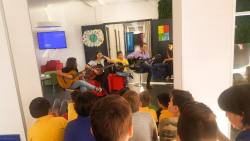 Alisa u zemlji umetnosti 28