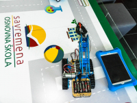 Robot za decu u Savremenoj školi