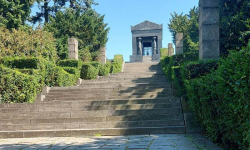 Stepenice Spomenika neznanom junaku