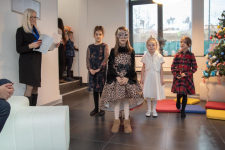 SOS_novogodisnja_predstava_I-1_galerija-8