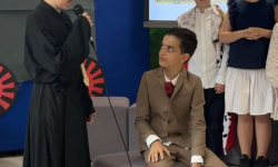 55DF3830-EC46-4EA7-9F96-AE8D2A476BD8_1_102_o