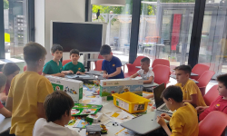 Osnovci prave projekat od LEGO kockica