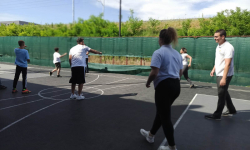 Nastavnik određuje pozicije na terenu