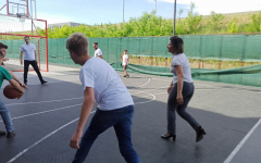 Učenik blokira protivnika